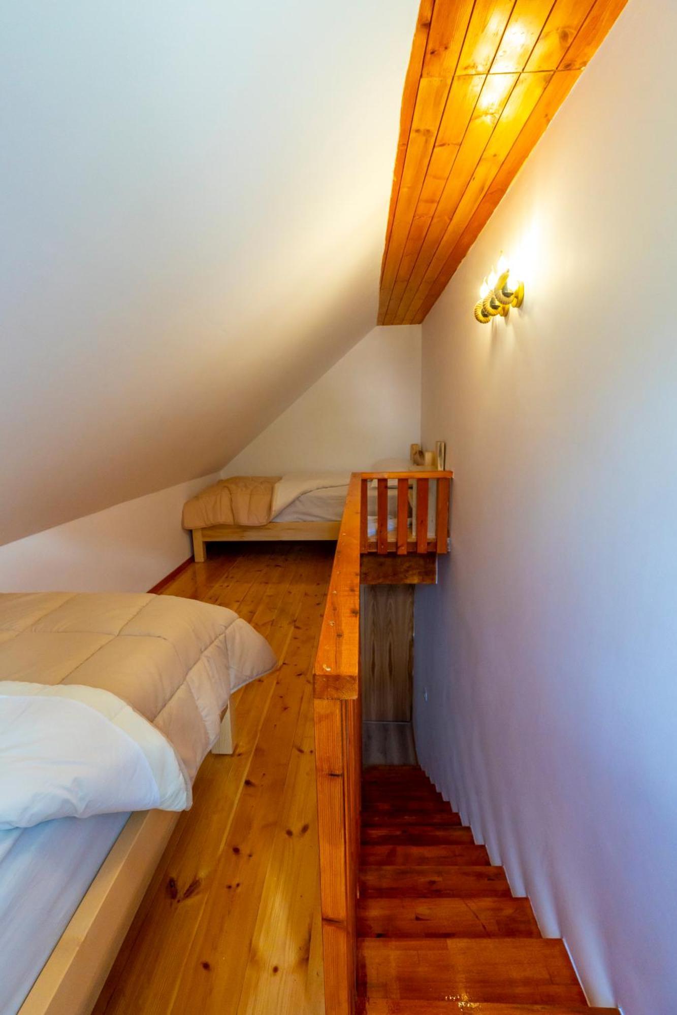 Gegest Hotel Theth Εξωτερικό φωτογραφία
